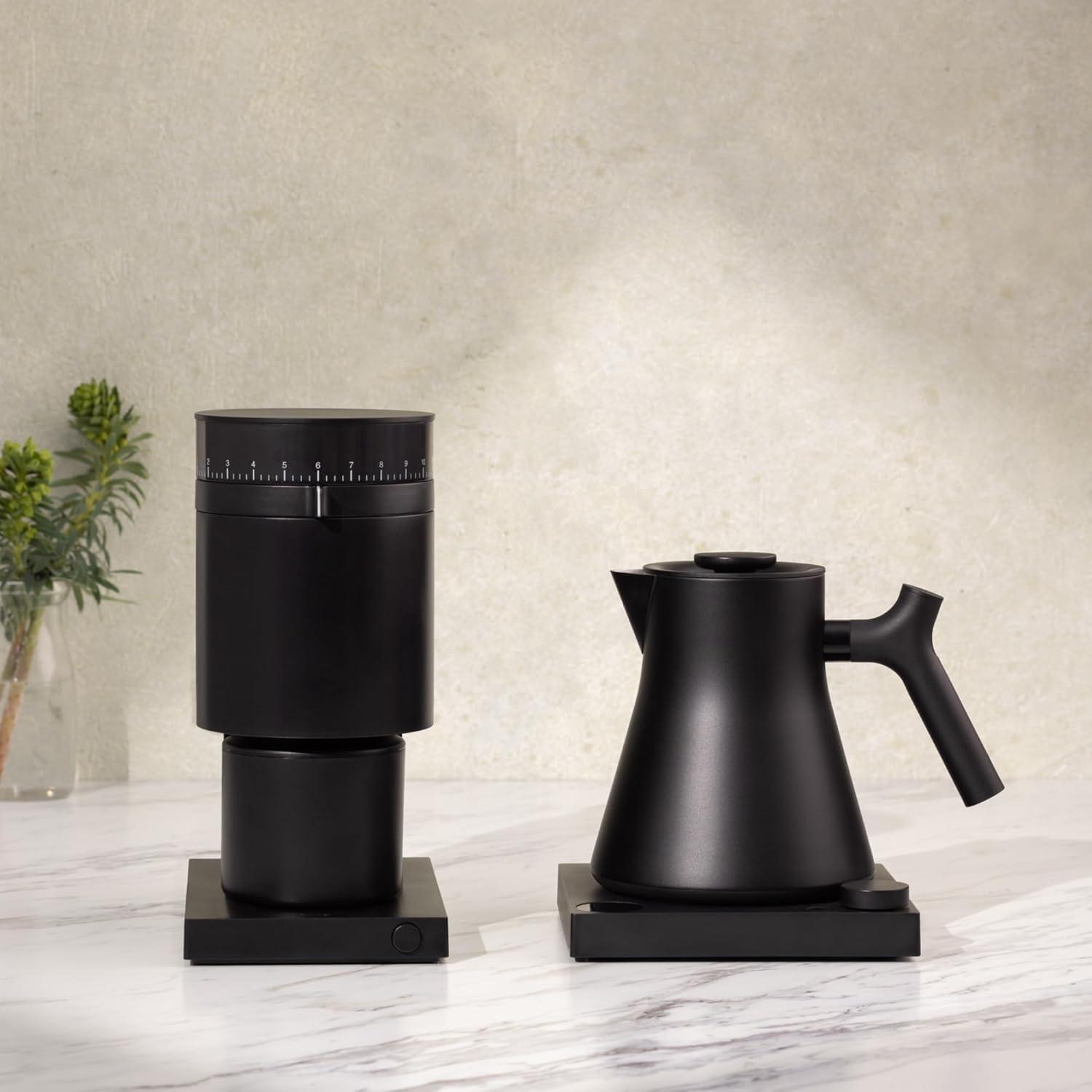 imageFELLOW Corvo ECG Electric kettle 0 9 L Black 1200 WMatte Black