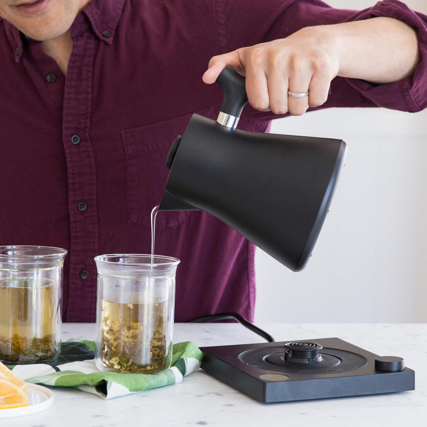 imageFELLOW Corvo ECG Electric kettle 0 9 L Black 1200 WMatte Black