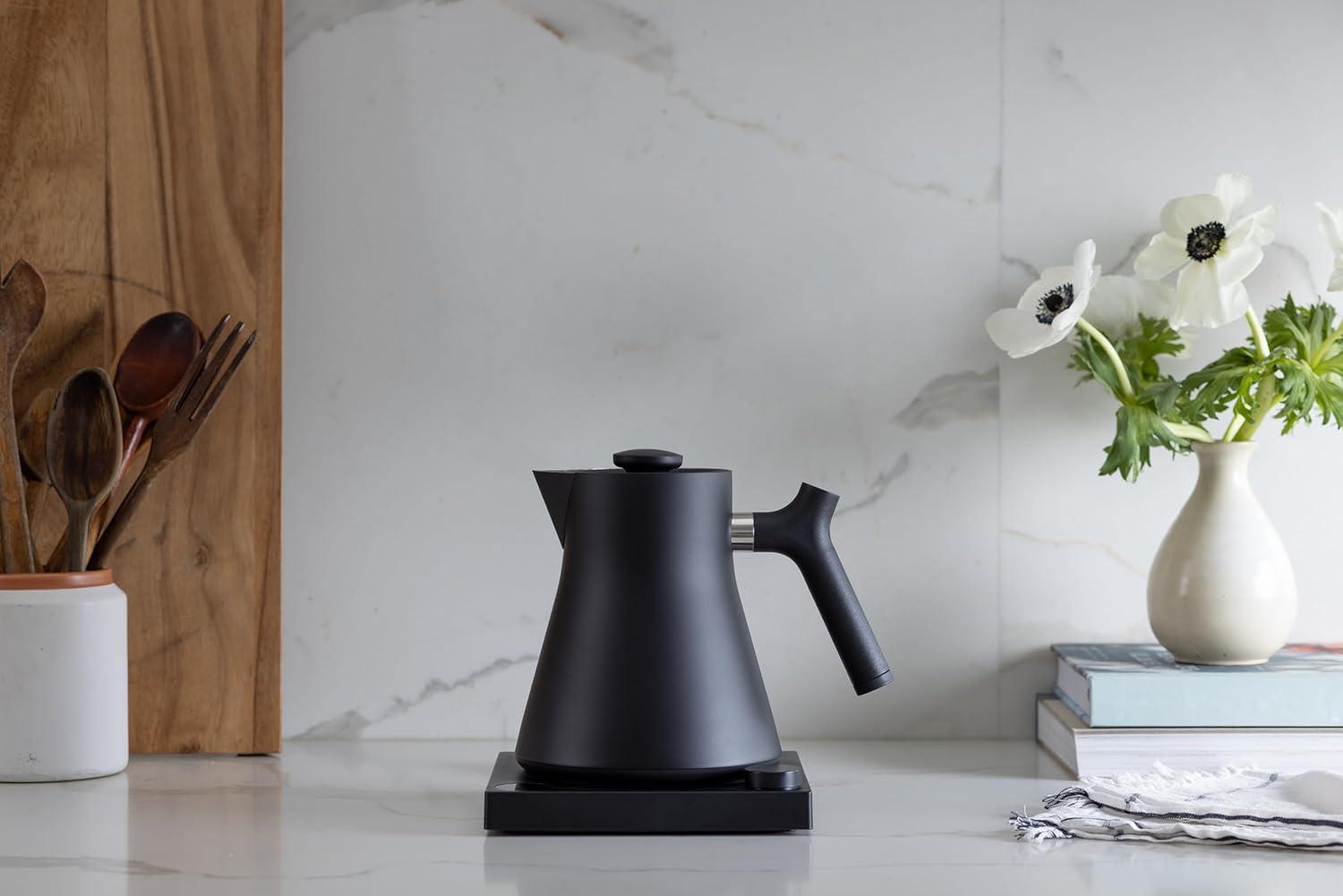 imageFELLOW Corvo ECG Electric kettle 0 9 L Black 1200 WMatte Black
