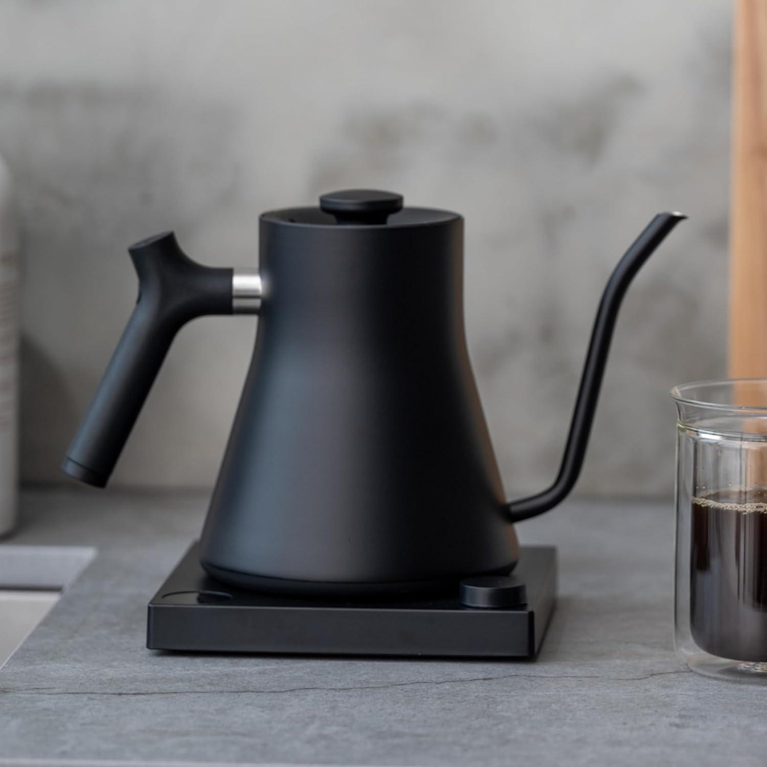 imageFellow Stagg EKG Pro Electric Kettle with Gooseneck Spout Pourover for Coffee and Tea EU Matte BlackMatte Black