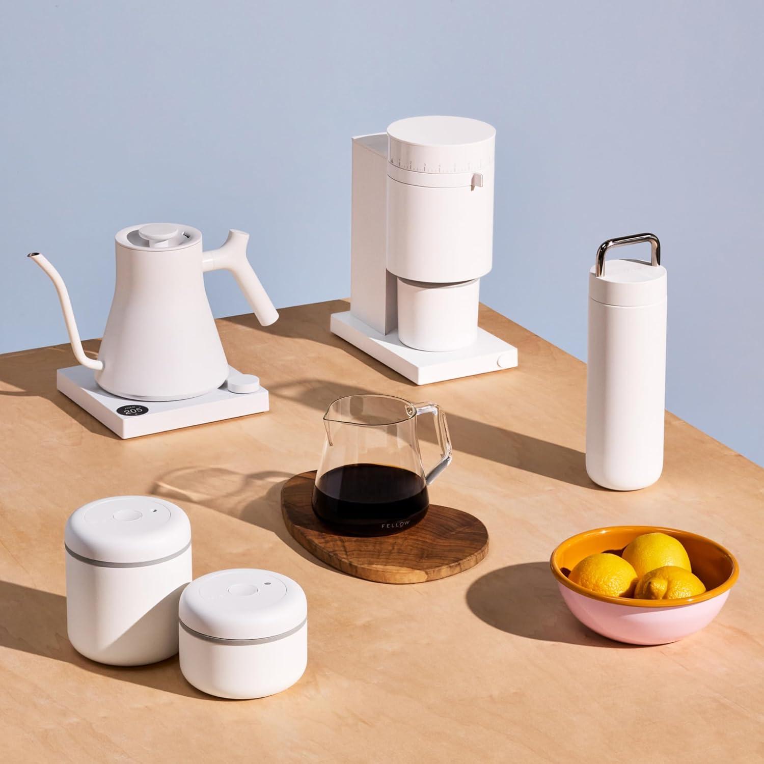imageFellow Stagg EKG Pro Electric Kettle with Gooseneck Spout Pourover for Coffee and Tea EU Matte BlackMatte White